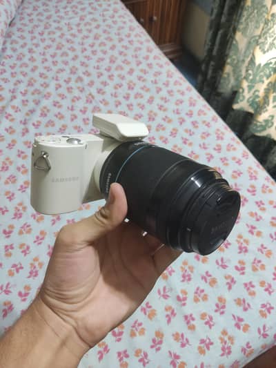 samsung nx1000 mint condition