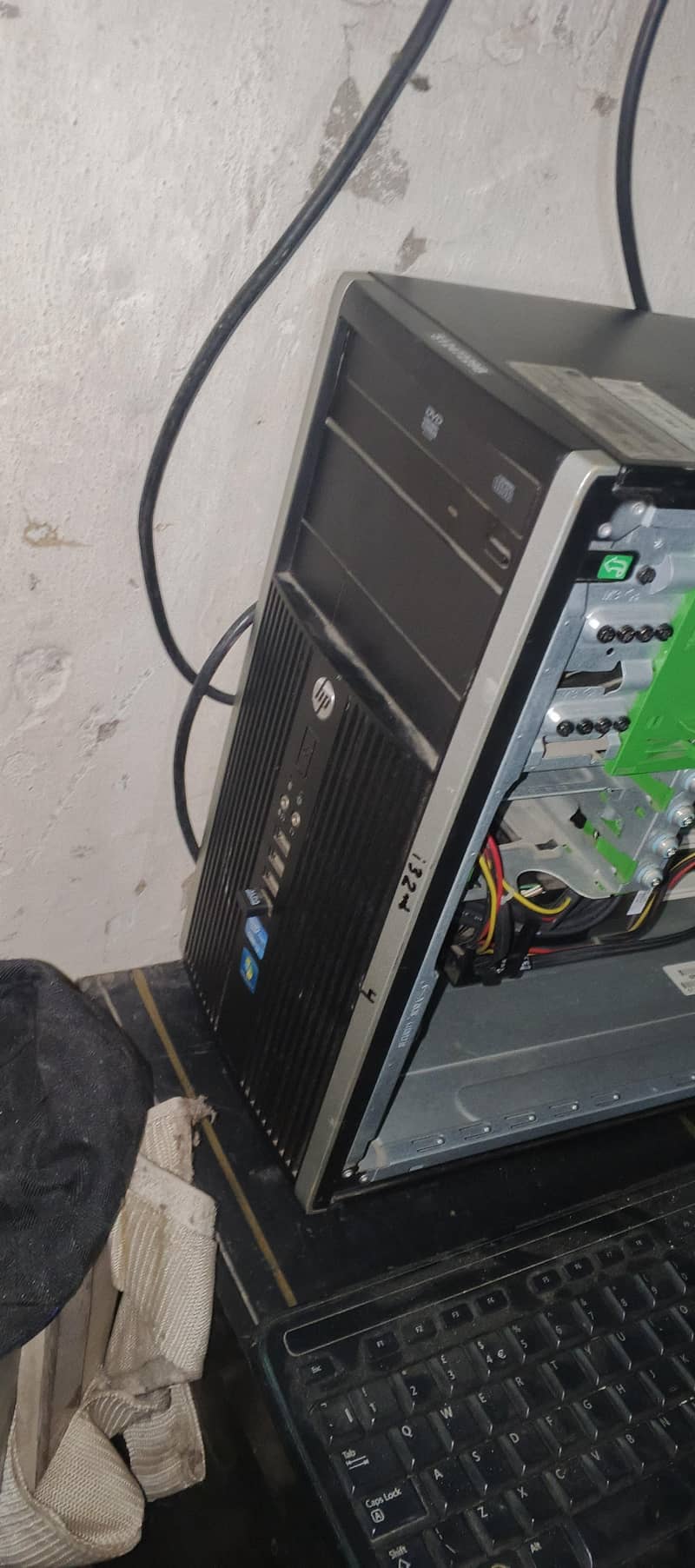 Hp Intel computer system 7