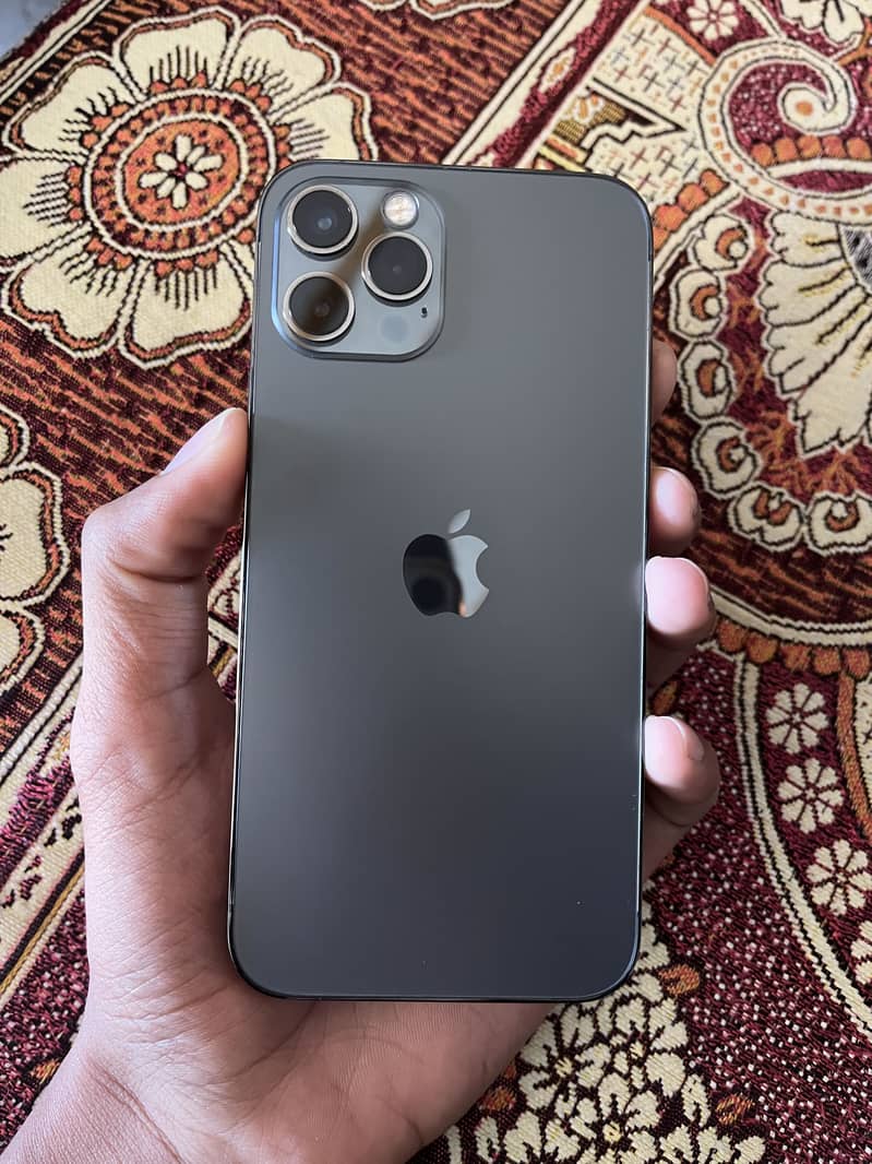 iPhone 12 pro 0