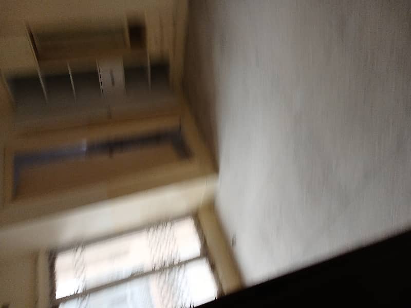 5 Beds Attached Baths 16