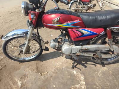 2010 modle fast onwr bayo matric caler hai