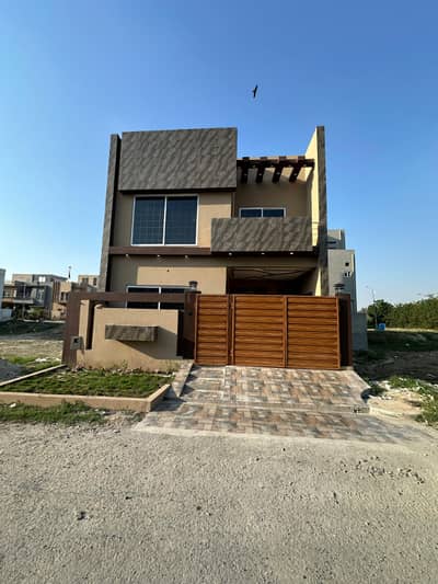 5 Marla House available for sale in Lake City - Sector M7 - Block B, Lahore
