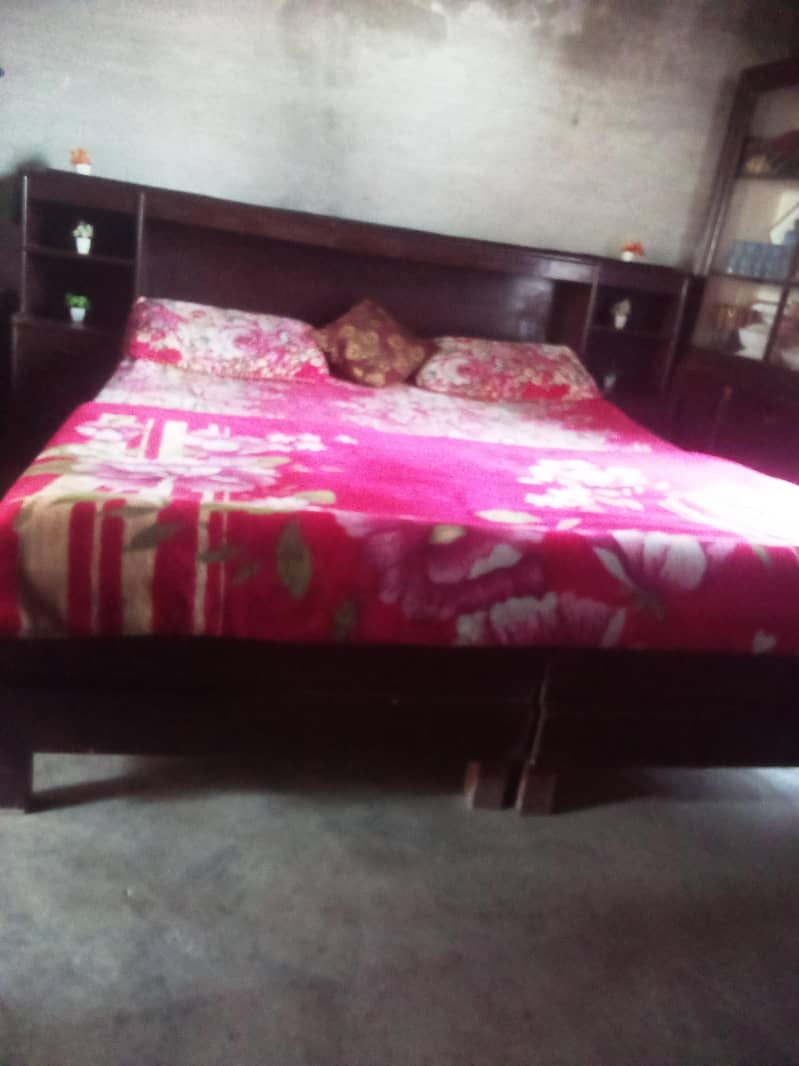 Bed, dressing ND showcase 0