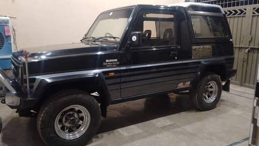 Daihatsu rockey jeep 4*4