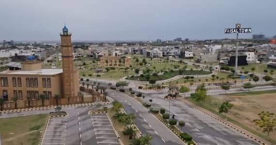 40 X 80 Beautiful Plot For Sale