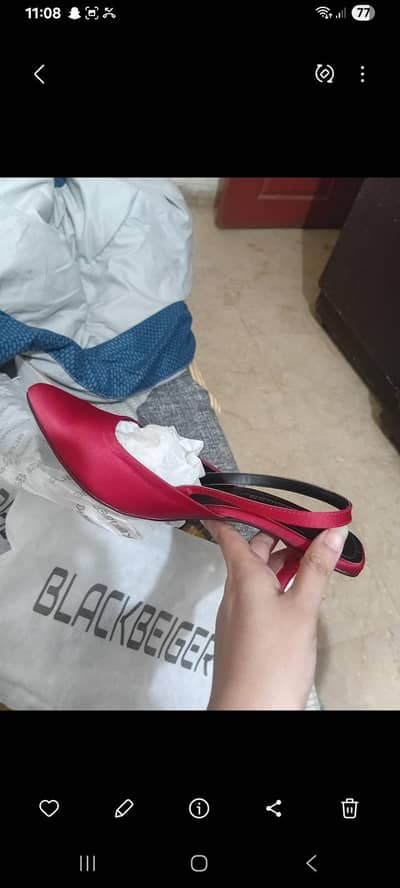 Black Beiger New Red Sandals