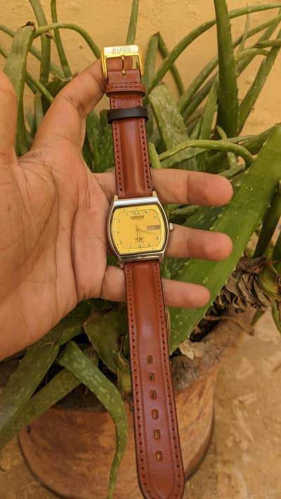 Vintage Citizen Eagle 7 Automatic - Stunning Yellow Dial - 21 Jewels