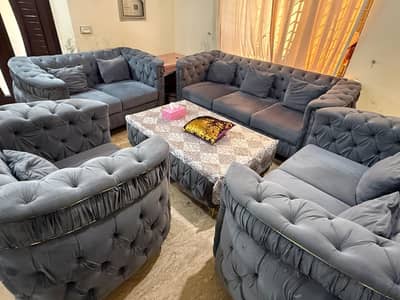 8 seater sofa set with table