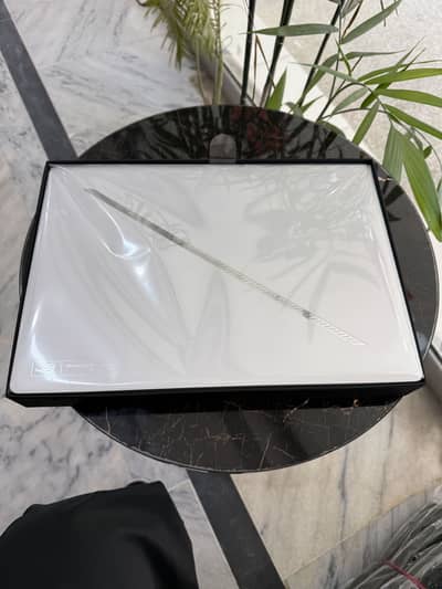 Asus zephyrus G14 Ryzen 9 270w Nvidia Rtx 5060 8gb graphics card DDr7