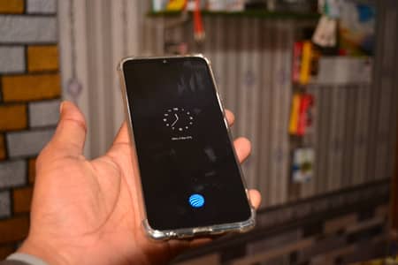 Vivo V20 SE Bilkul Saaf Hai Orignal 8 Ram Hai or 128gb