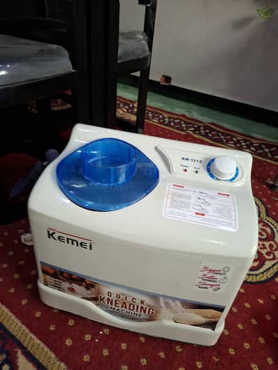 doughkneader machine