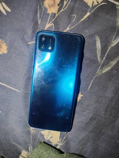 mobile or box ha saaf ha used ma bilkul ok ha no issu