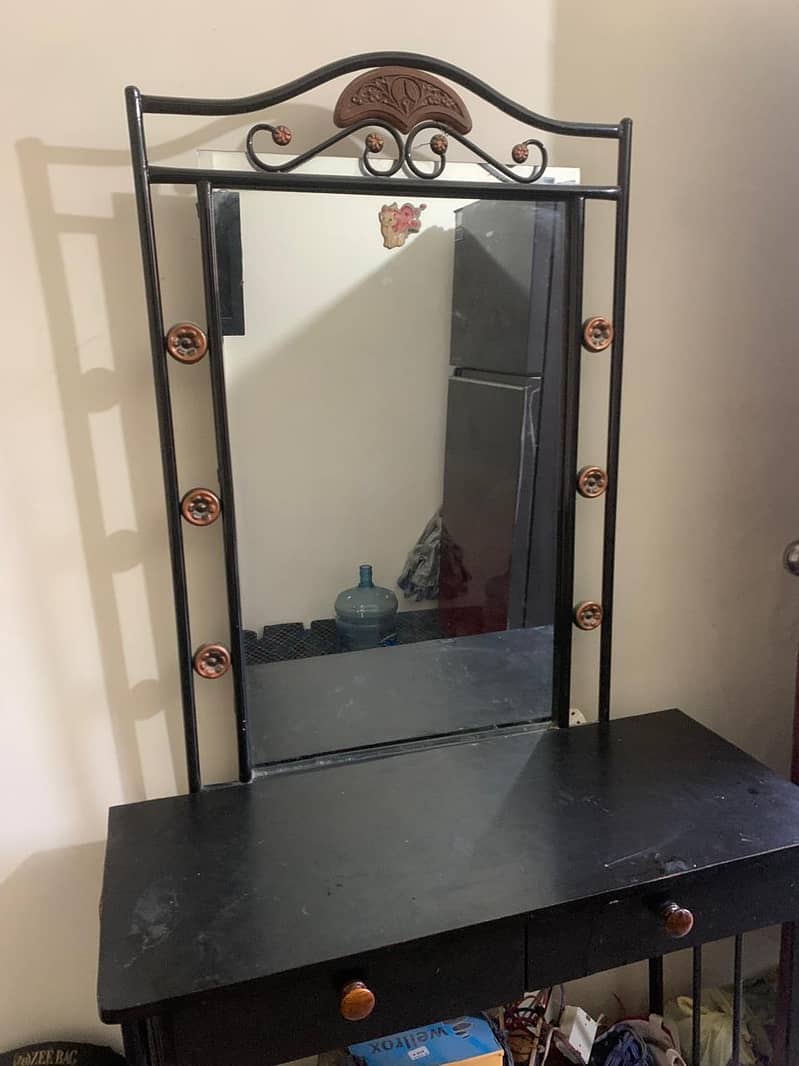 Double Bed With Dressing Table 1