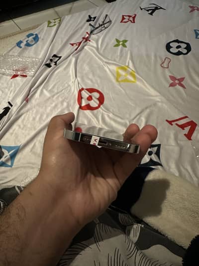 Iphone 14 pro LLa PTA approved