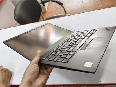 Lenovo X1 Carbon i5 10th Gen 16GB Touch – Like New