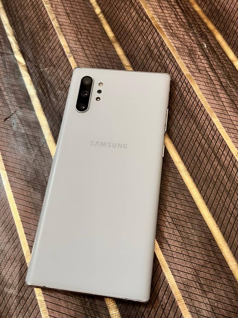 Samsung note 10 plus 3