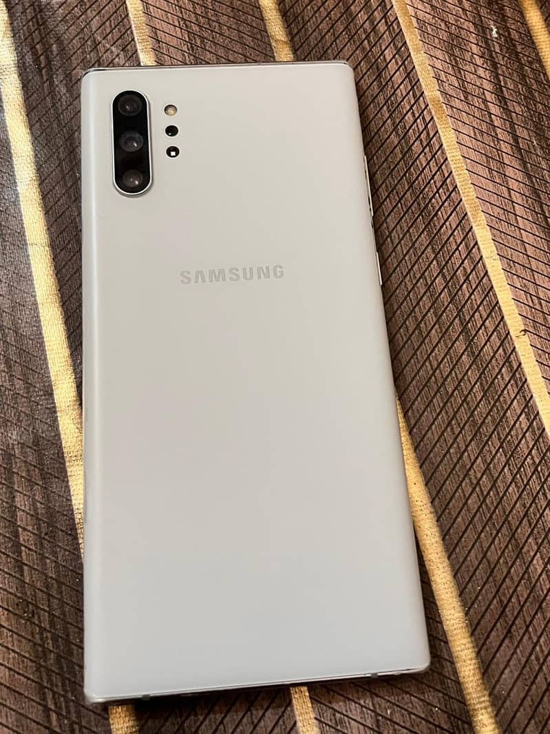 Samsung note 10 plus 4