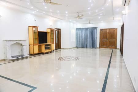 2 Kanal Owner Build House For Sale