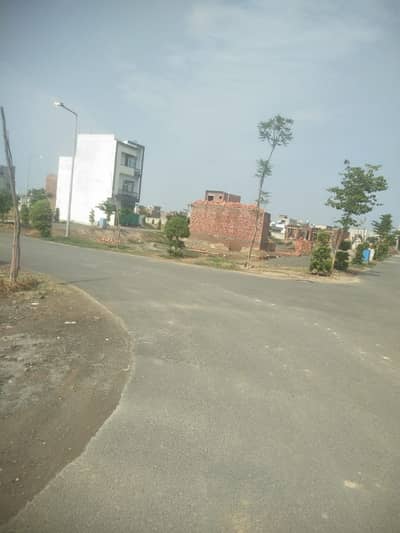 Plot Number 75 76 Commercial Pair Plot