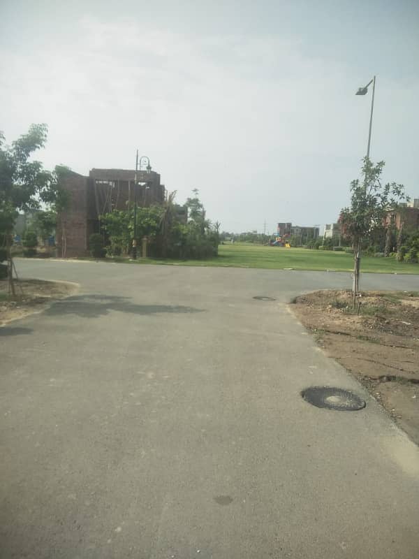 Plot Number 75 76 Commercial Pair Plot 1