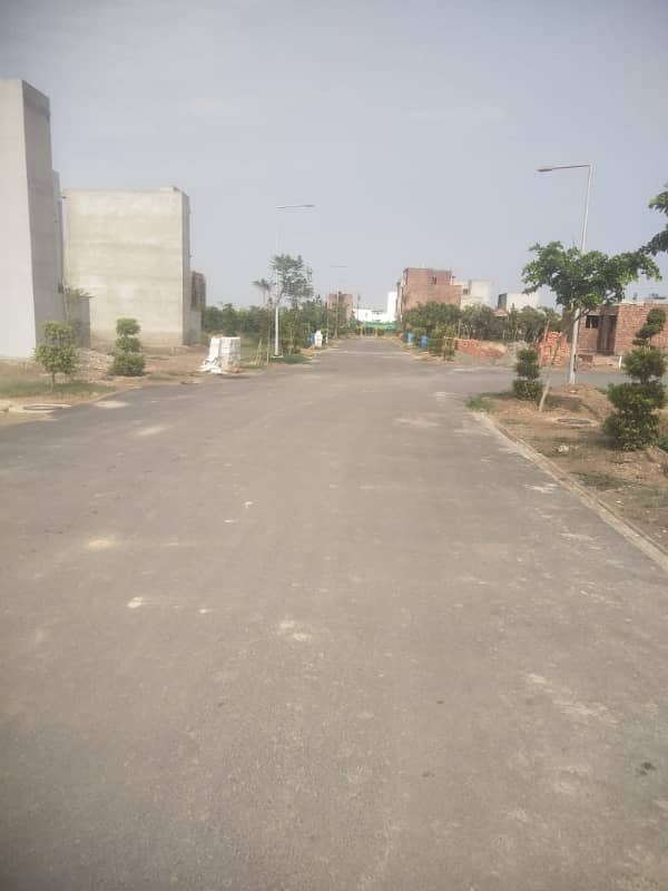 Plot Number 75 76 Commercial Pair Plot 5