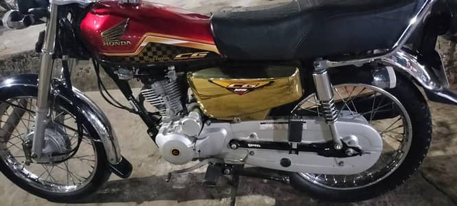 HONDA 125 GOLD EDITION
