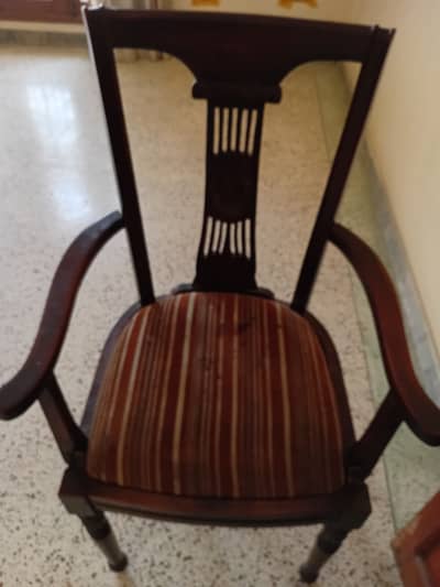 Dining table chairs cubuts