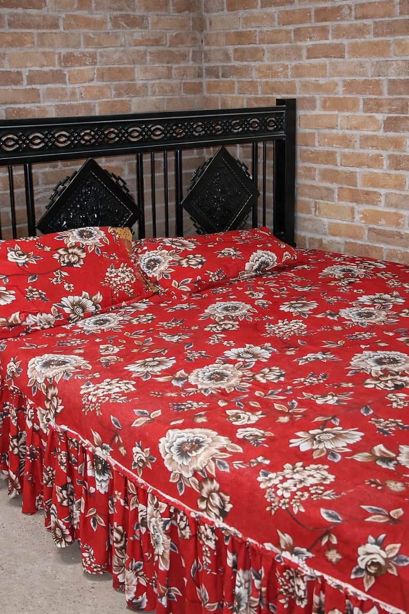 King size bed 0