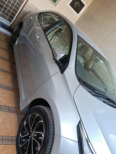 Toyota Corolla Altis 1.6 Automatic 2025 ( Showroom Condition)