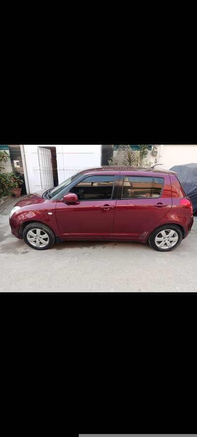 Suzuki Swift 2018  DLX Automatic 1.3 Navigation