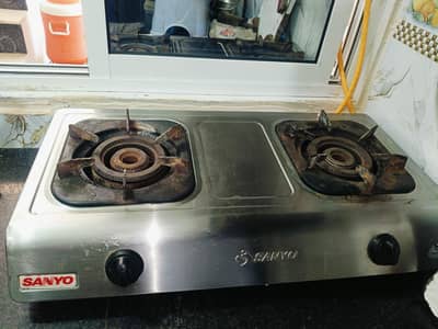 Sanyo High quality stove sui gas + cylinder both working well