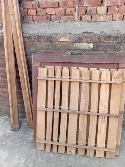 Single Bed for Sale – Usable Condition – Cheap Price