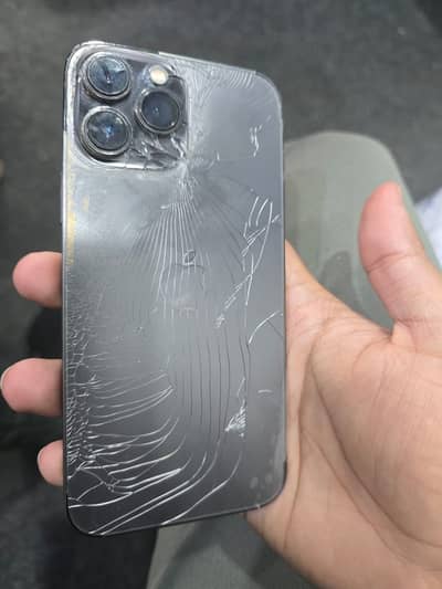 iPhone 13 pro max jv Back damage