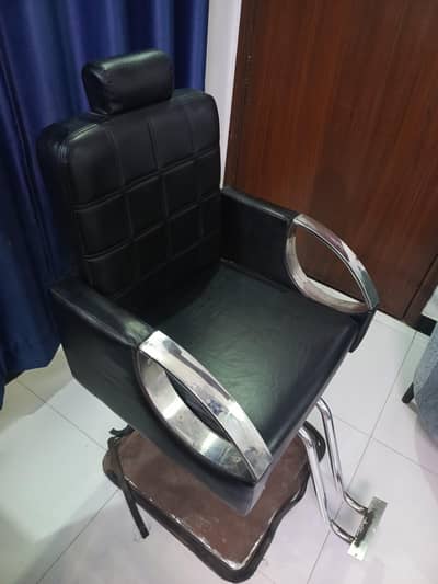 salon chair