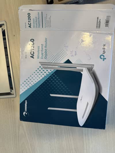TP Link AC 1200 router for sale