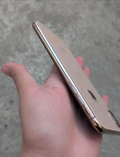 Apple iPhone xs max 512 GB for sale My wtp 0324=0538564