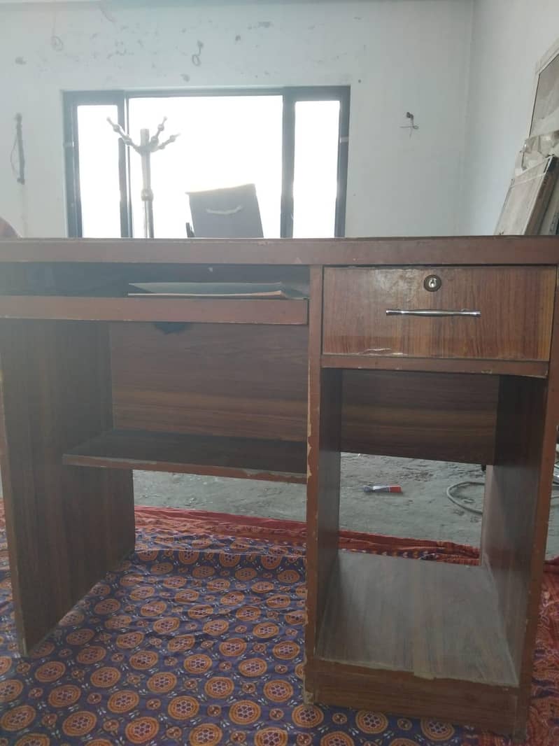 office table 0