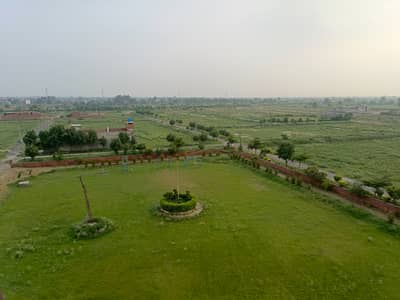 8 Marla Plot For Sale ( On Ground, On Possession