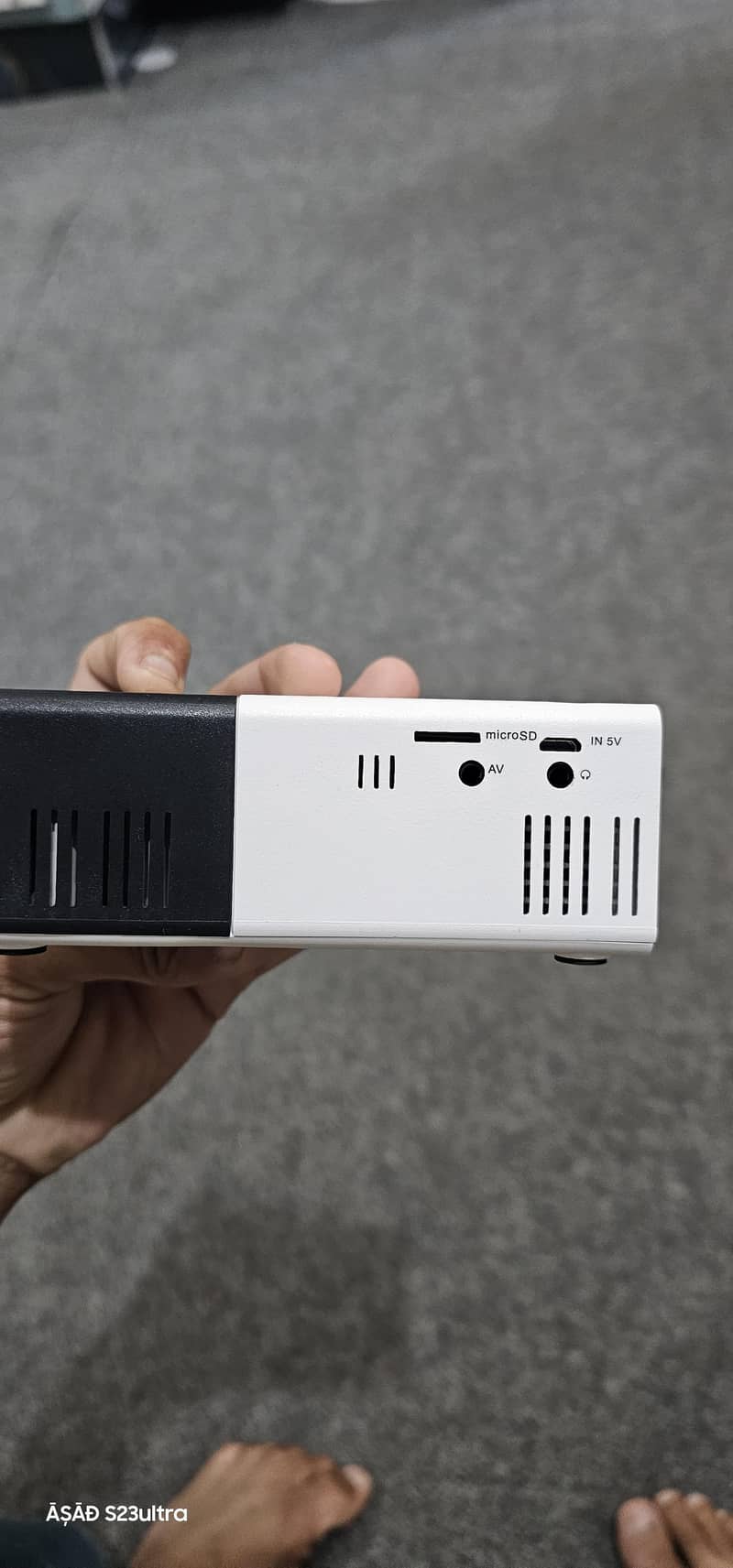 mini led projector 4