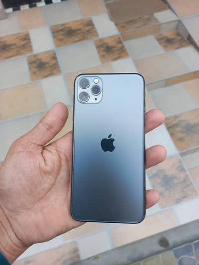 iphone 11 Pro Max 64gb factory unlock