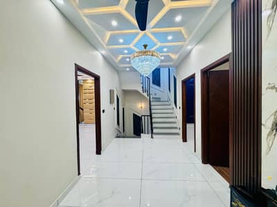 Prime Location 5 Marla House In Wapda Town Is Available