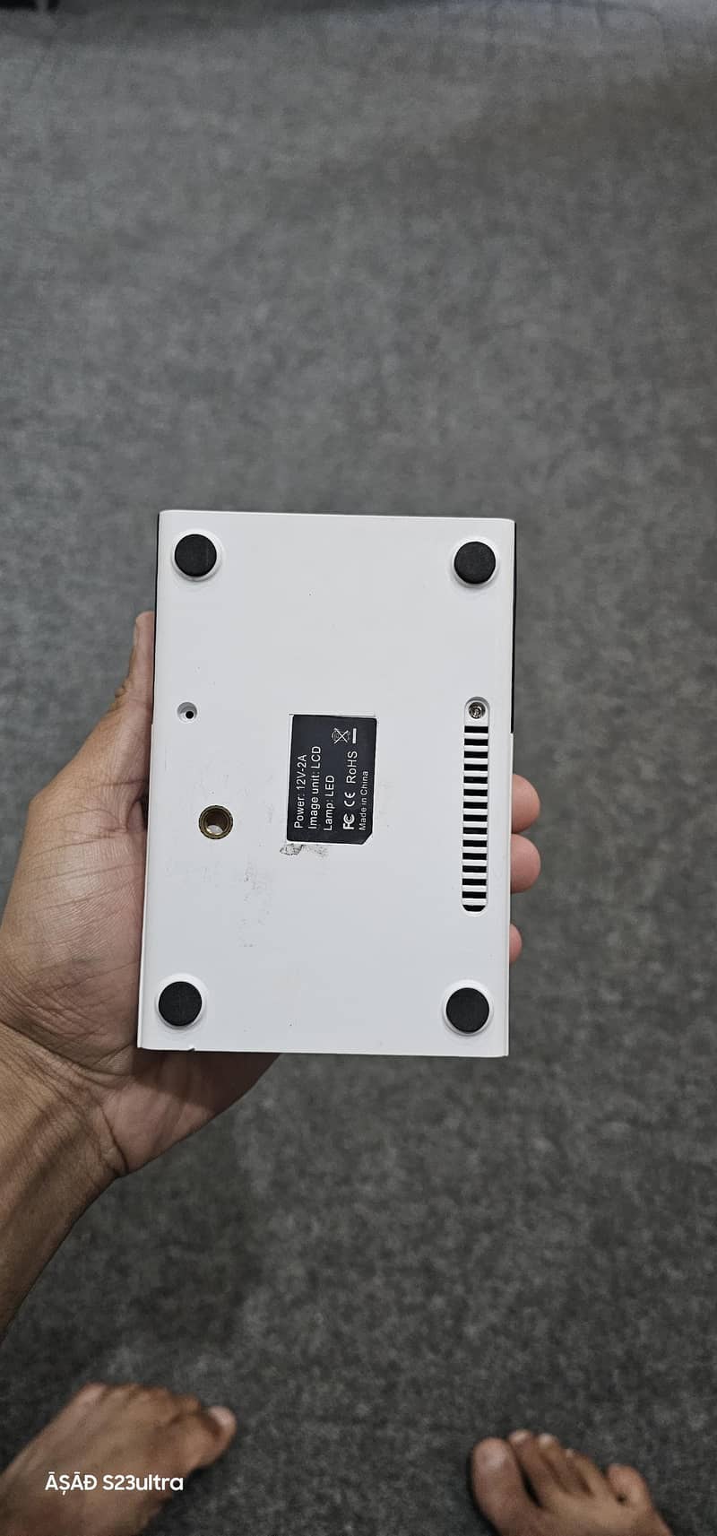 mini led projector 2