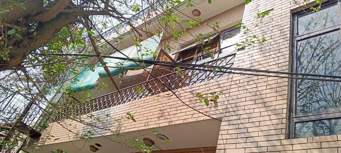 HOUSE - FAISAL TOWN 10 MARLA FIRST PORTION FOR RENT