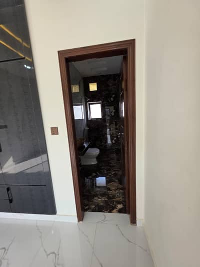 05 Marla House available For sale in ''D'' Block