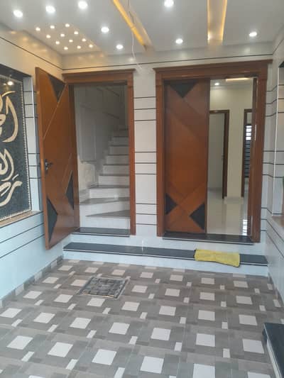 10 Marla Lower Portion Available For Rent