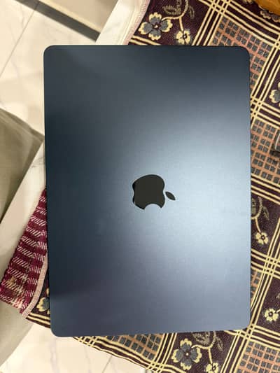 Selling My MacBook Air M4 16/256GB