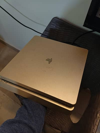 Playstation 4 slim gold edition for sale 1tb