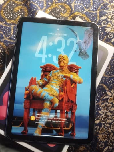 i pad mini 6  64GB BRAND New condition