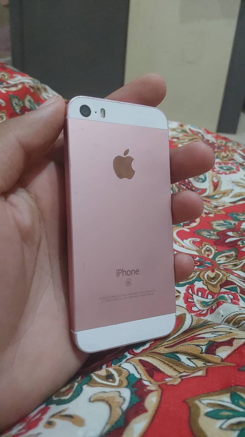 iphone SE2016 0