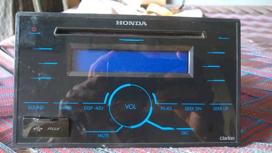 Honda Branded Touch Display Tape USB Port , CD Player No Fault 9/10